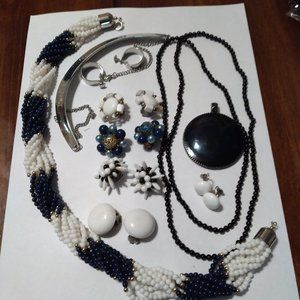 Lot of 15!Vintage/now Jewelry Necklaces Earrings RICHELIEU Western Germany Japan